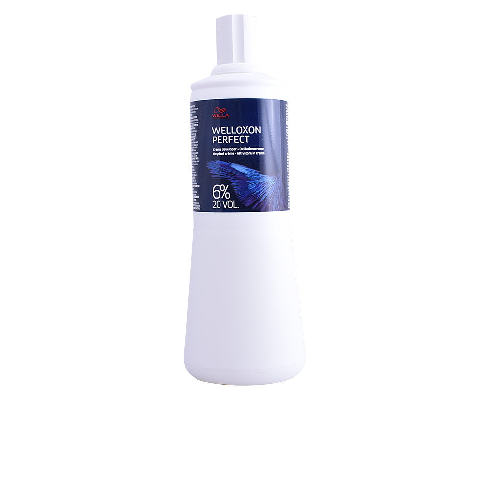 1-litre tube of 6% (20 vol) cream developer for professional hair colour