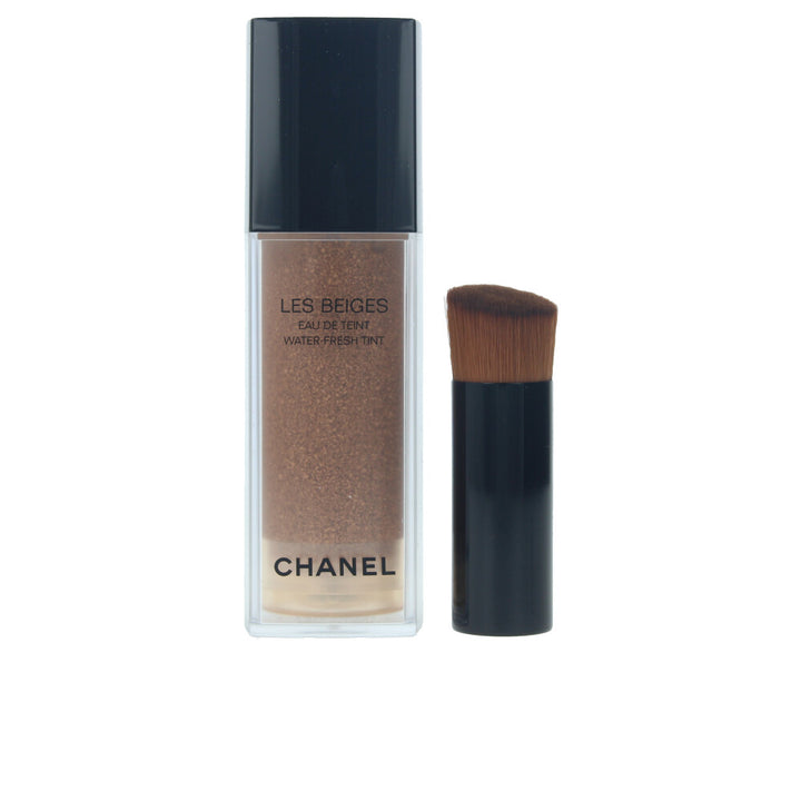 15 ml liquid foundation with slim applicator, medium-light shade, luminous finish