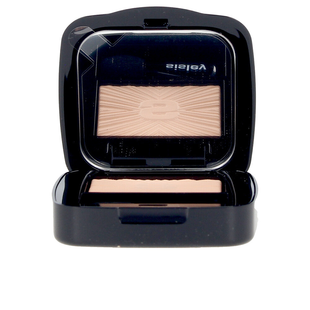 Compact powder single eye shadow in silky cream, 1.5 g, satin finish