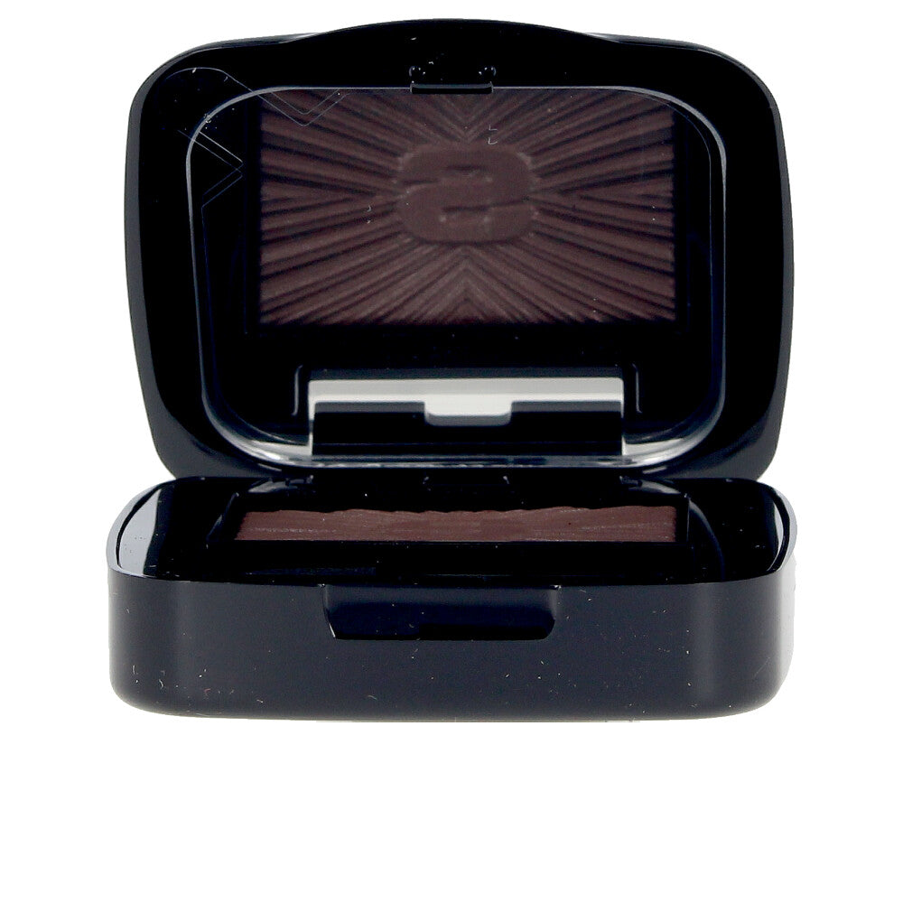 Single matte cocoa eyeshadow compact, 1.5 g, velvety powder