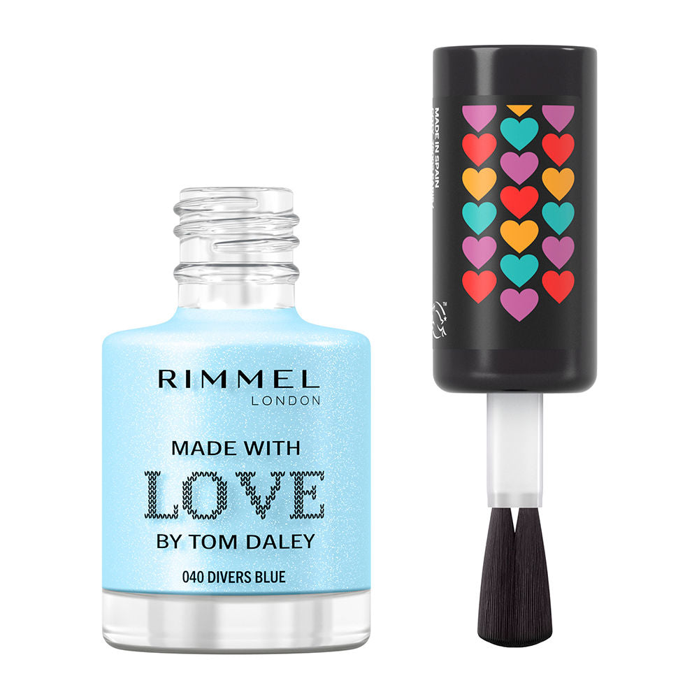 Turquoise 8 ml quick-dry nail polish bottle with glossy finish