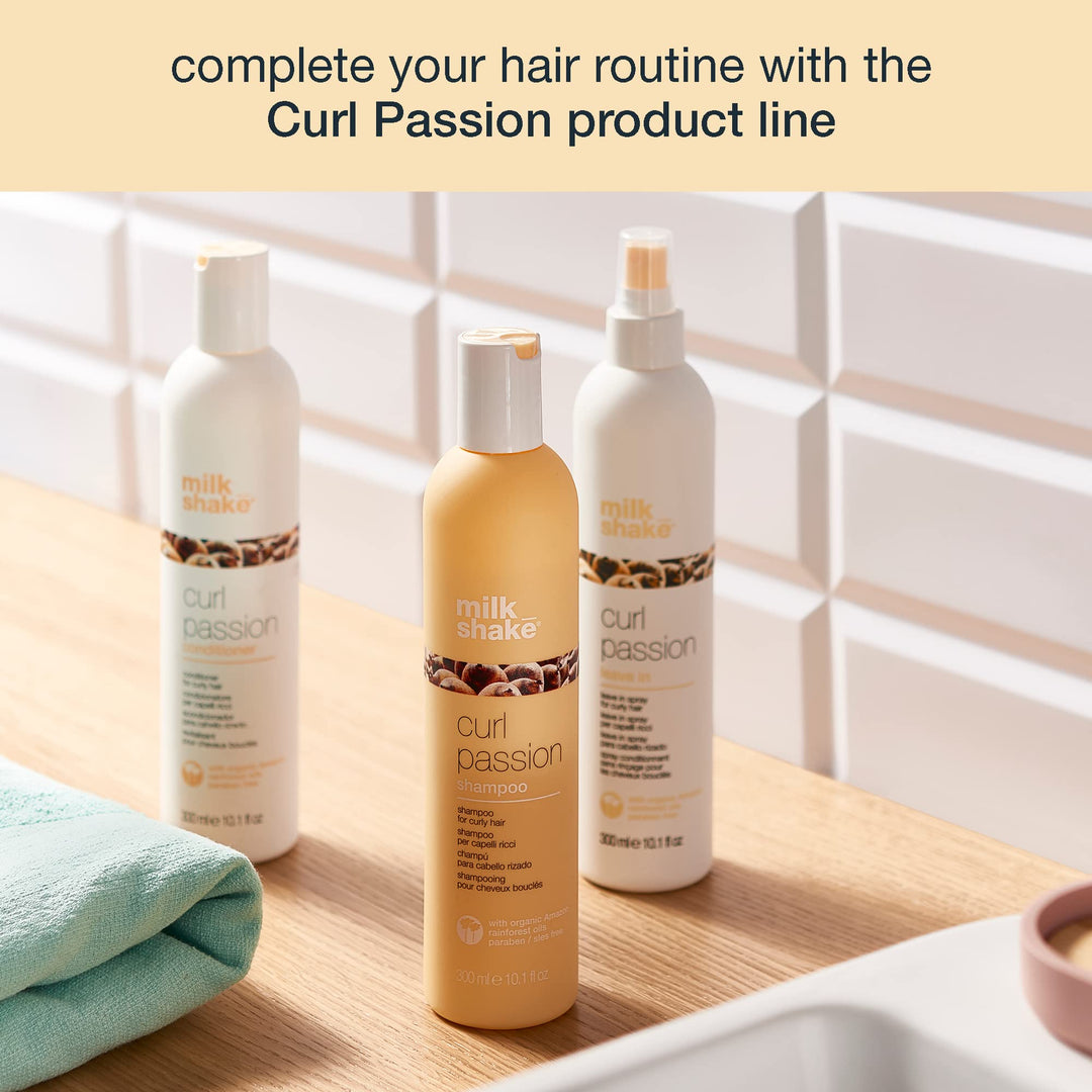 300 ml leave-in spray bottle for defining natural curls, lightweight formula