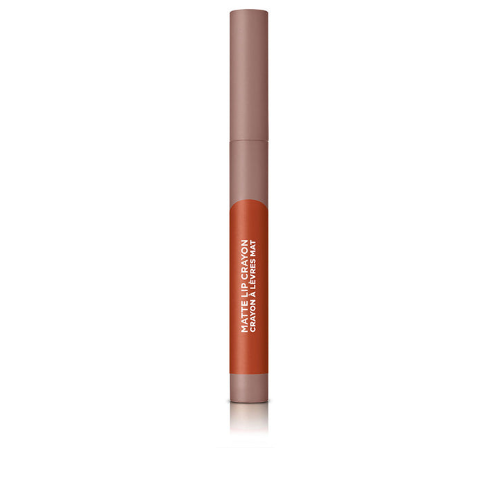 Matte lip crayon in warm cinnamon shade, angled tip, 2.5 g