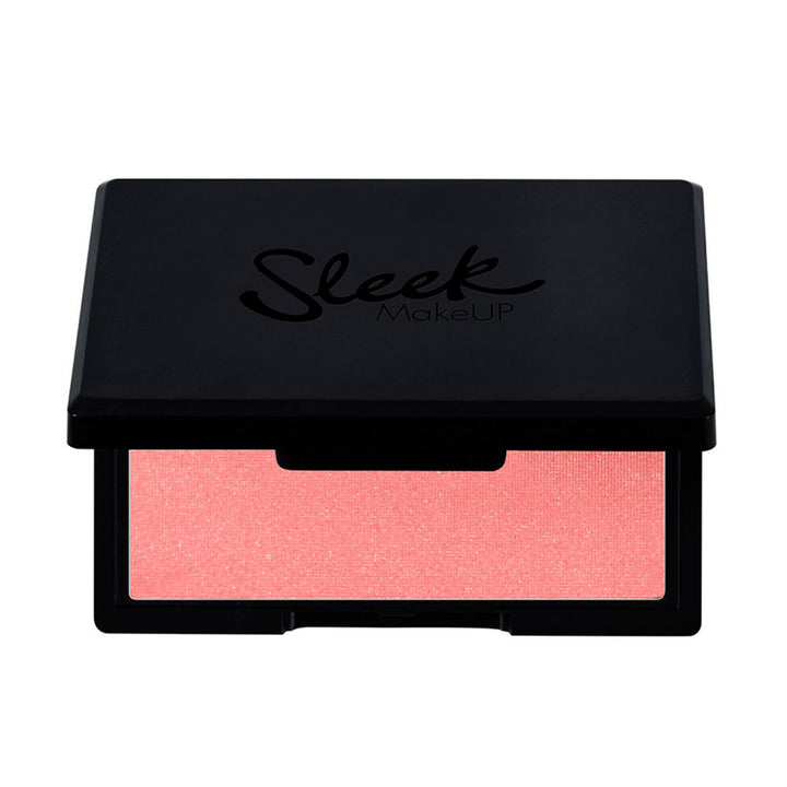 Compact powder blush, matte pink shade, 5.7 g, vegan
