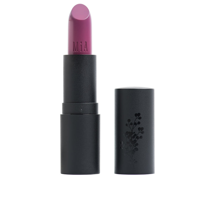 Matte lipstick bullet in Goji Glam red, 4 g, velvet finish