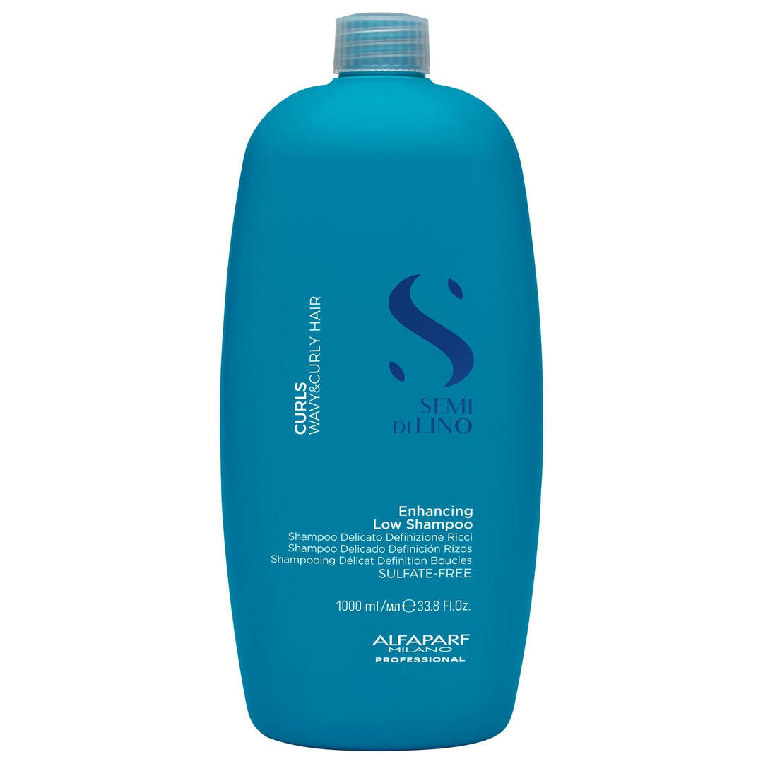 Tall 1,000 ml bottle of gentle curl-defining shampoo for women, hydrating formula