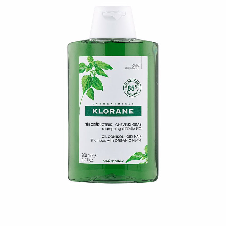 200 ml bottle of sebum-regulating nettle shampoo for oily scalps, Unisex