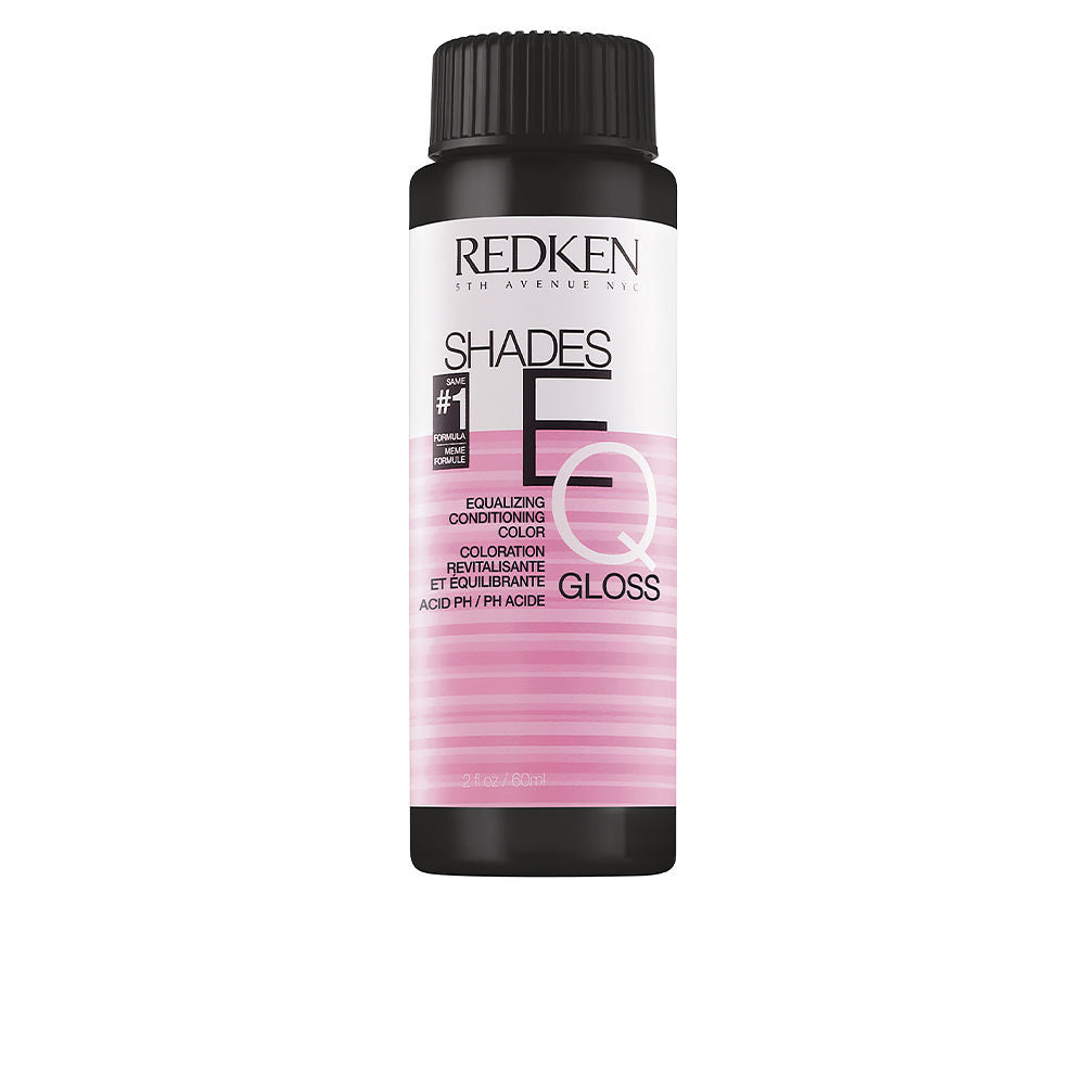 60 ml tube of semi-permanent red colour kicker, acid pH, vegan