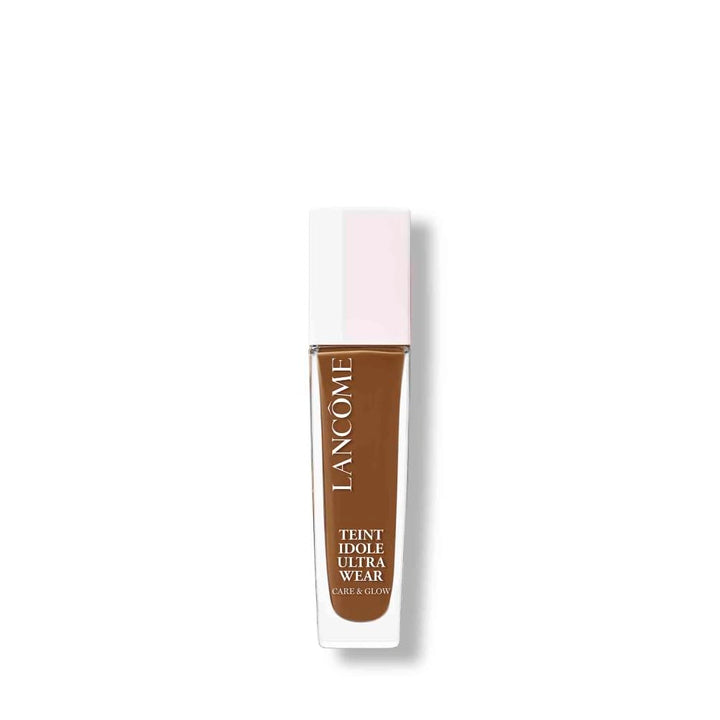 30 ml luminous liquid foundation in shade 530W, pump bottle, dewy finish