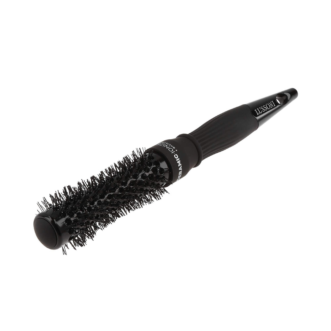 Concave 25 mm ceramic styling brush with waved nylon bristles for women