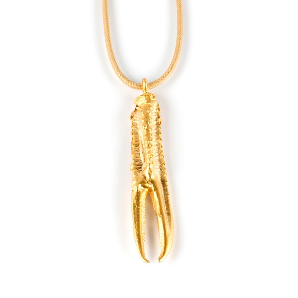 Gold-tone 10 cm lobster-claw pendant on beige nylon cord, adjustable knots