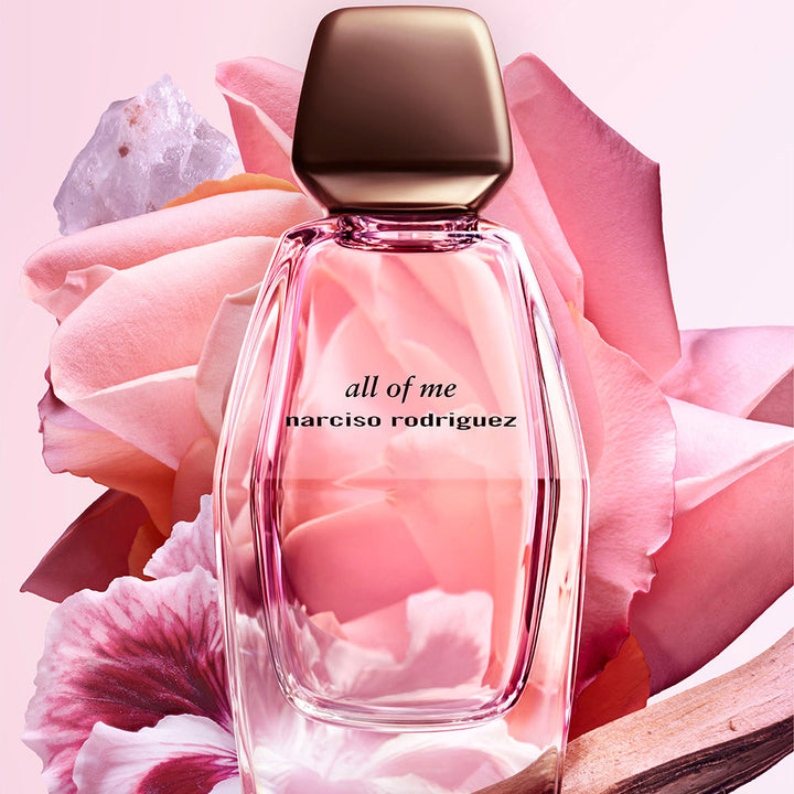 150 ml refillable perfume bottle; prismatic rose and white musk scent for Women