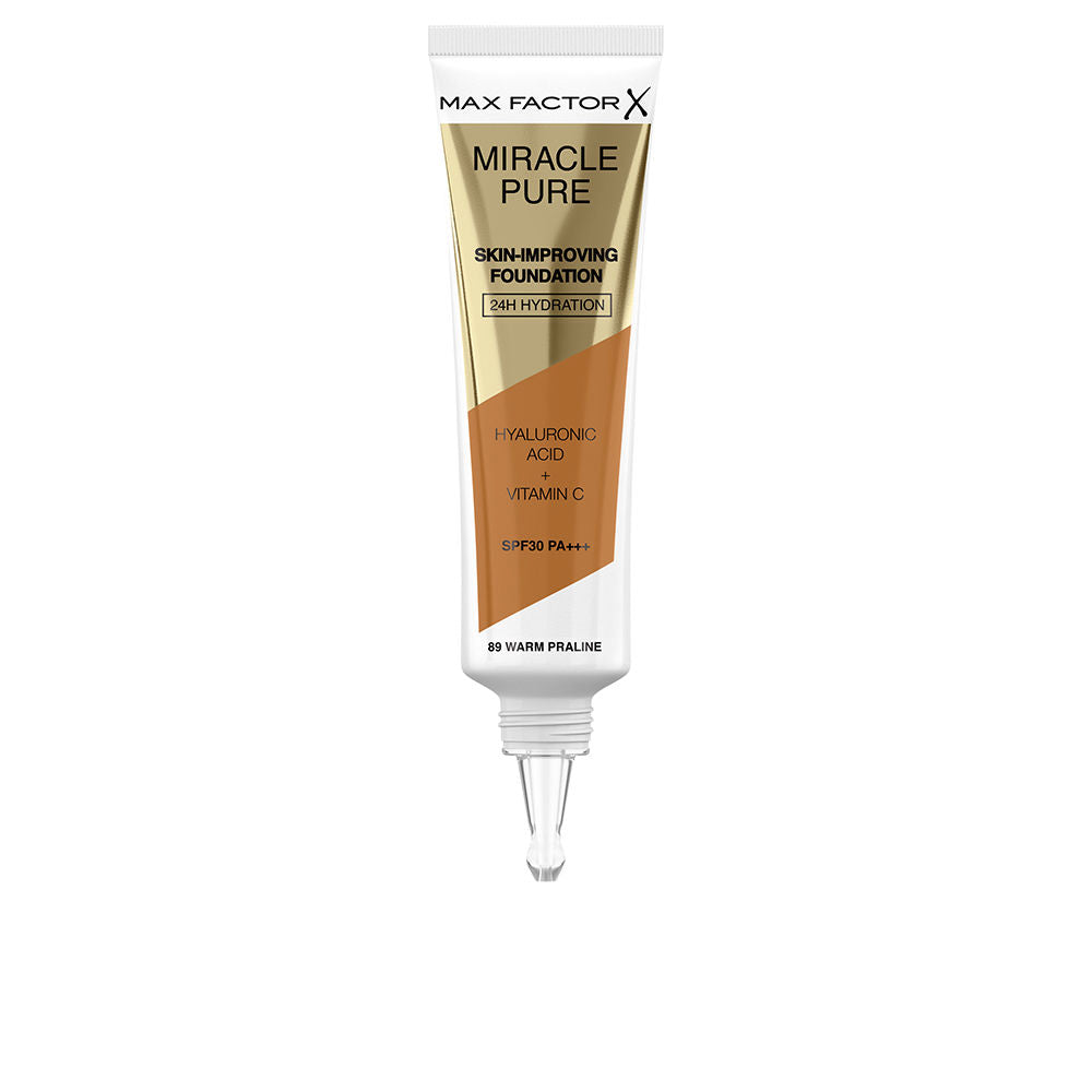 30 ml fluid foundation bottle in Warm Praline shade, lightweight hydrating formula