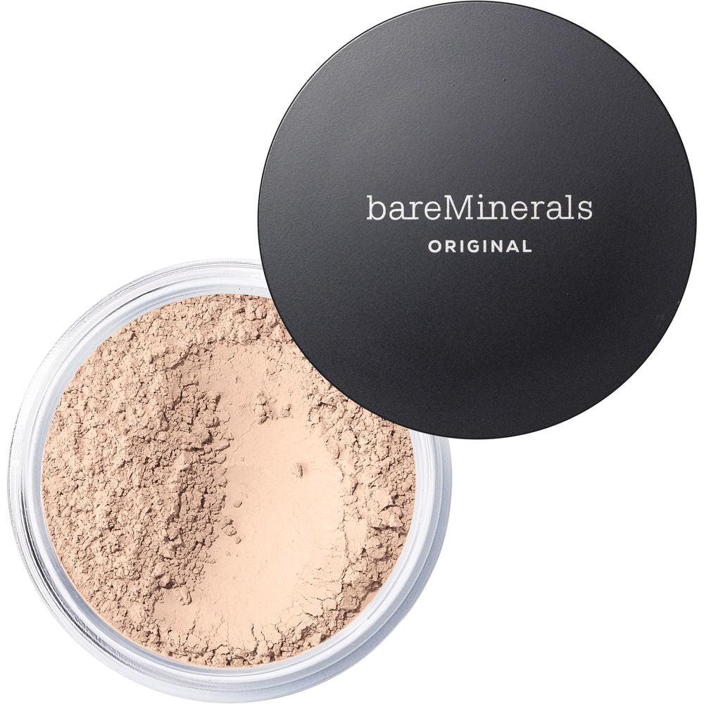 Loose mineral face powder in Fairly Medium, 8 g jar, powder swatch