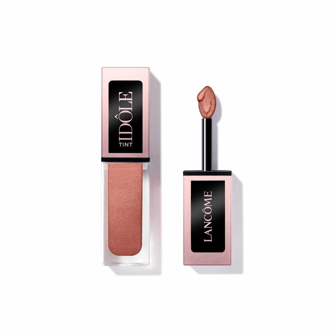 Slim 7 ml tube with dual‑ended applicator, liquid eye and cheek tint