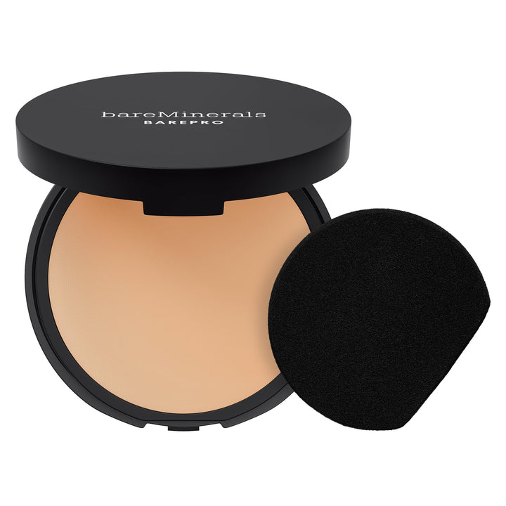 Compact pressed powder foundation in neutral shade, matte finish, 8 g