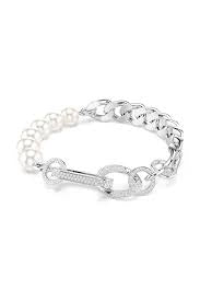Pearl-Embellished Silver Elegance Bracelet